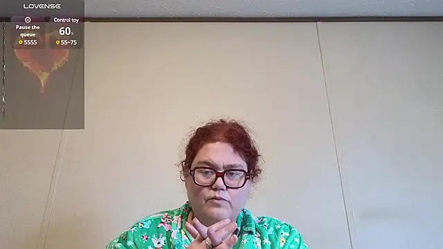 EmberCum online show from February 4, 2025, 5:01 pm