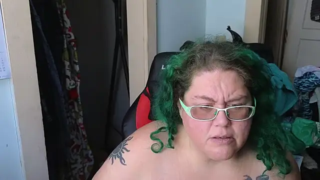 EmberCum online show from December 15, 2025, 3:38 pm