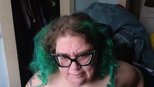 EmberCum online show from January 19, 2026, 4:00 pm