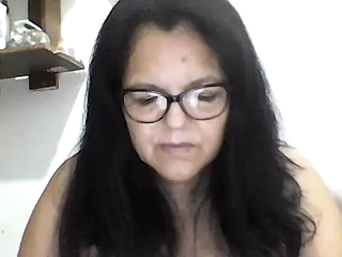 kassandra02 online show from January 22, 2025, 1:32 pm