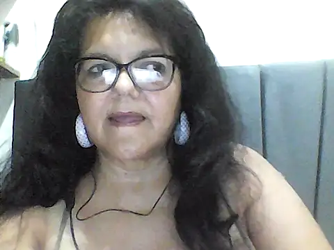 kassandra02 online show from September 23, 2025, 2:53 pm