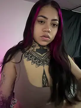 Snapshot of aliensexy chatting on May 11, 2026, 11:46 pm aliensexy online show from May 11, 2026, 11:46 pm