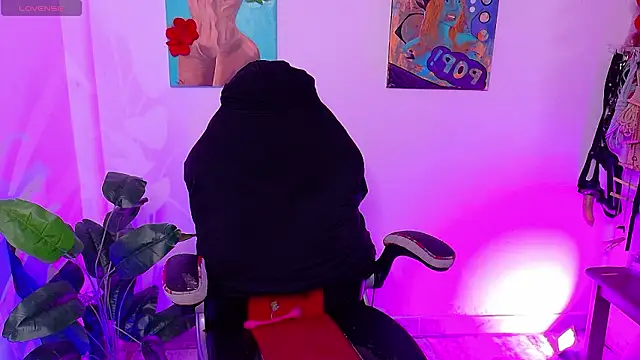 pandorabeker online show from March 3, 2026, 10:48 pm