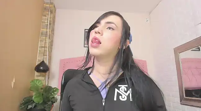 diosagolden online show from February 5, 2025, 8:14 pm