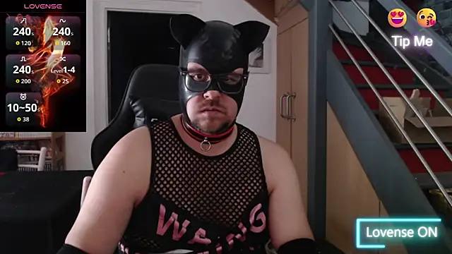 punky233 online show from June 10, 2026, 4:06 pm