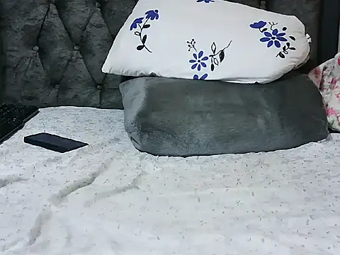 horny tasha online show from February 26, 2026, 11:09 am