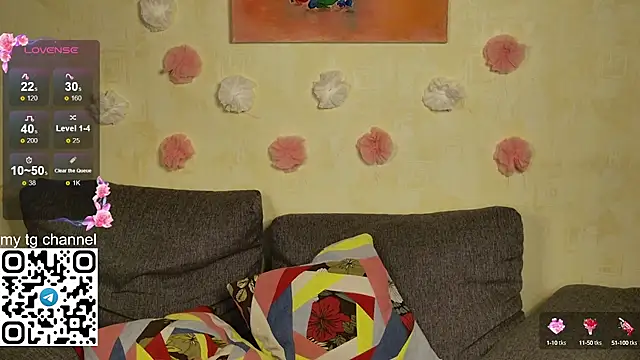 Lila Pitt online show from March 7, 2025, 10:10 pm