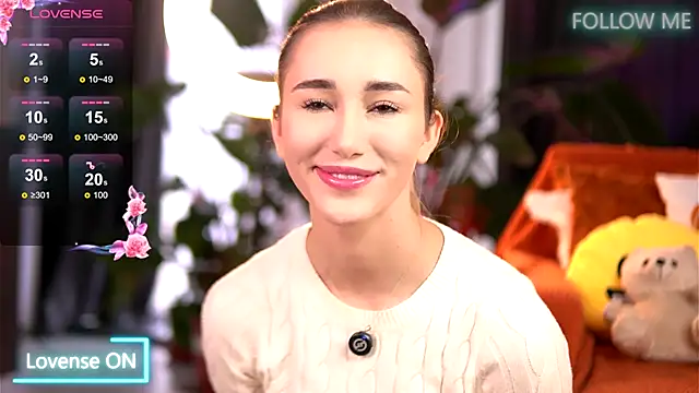 EmilyRaymont online show from November 23, 2025, 8:03 am