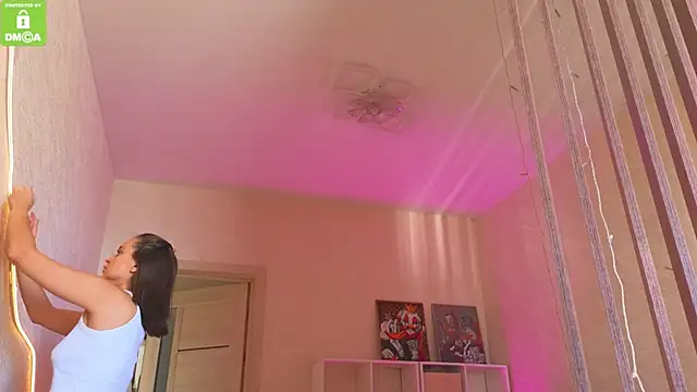 Katy perry  online show from October 16, 2025, 3:40 am