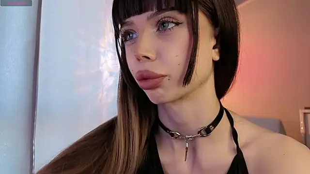 Jessie Johns online show from June 7, 2026, 3:38 pm