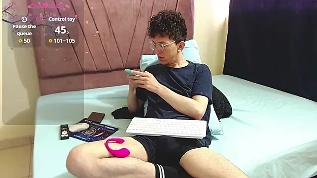 Orlandodcn 69 online show from November 9, 2025, 11:41 am