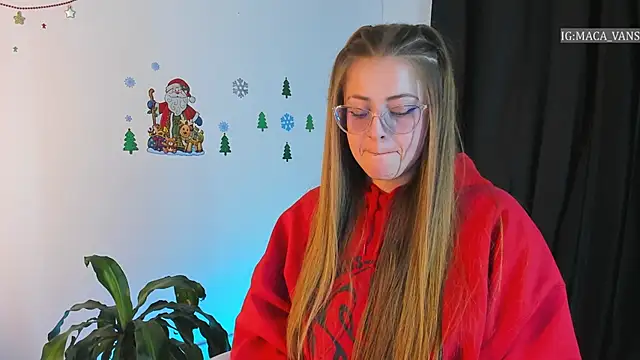 tekila   online show from December 3, 2024, 1:52 am