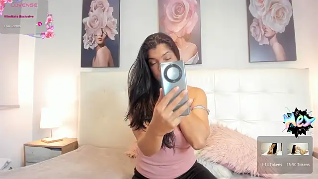Snapshot of Sweetdreamses_ chatting on January 10, 2025, 12:26 pm Sweetdreamses  online show from January 10, 2025, 12:26 pm
