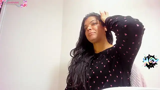 Snapshot of Sweetdreamses_ chatting on February 21, 2025, 1:22 pm Sweetdreamses  online show from February 21, 2025, 1:22 pm