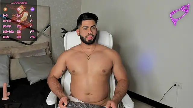 noah crux online show from February 19, 2025, 6:10 pm