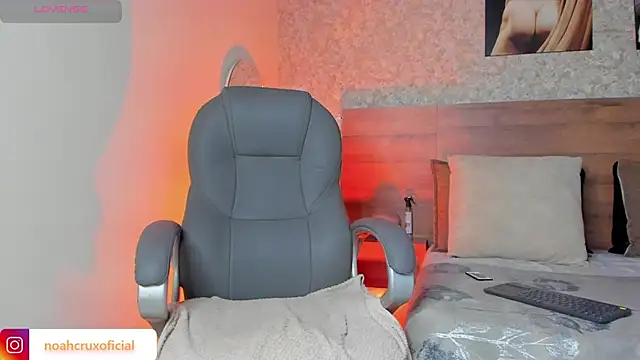 noah crux online show from September 20, 2025, 8:10 pm