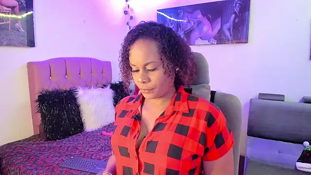 Camille rose  online show from December 11, 2024, 11:10 pm