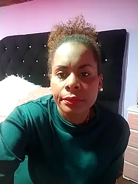 Camille rose  online show from October 8, 2025, 4:59 pm