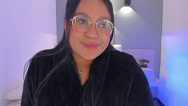 ellamontoya online show from February 11, 2025, 7:23 am