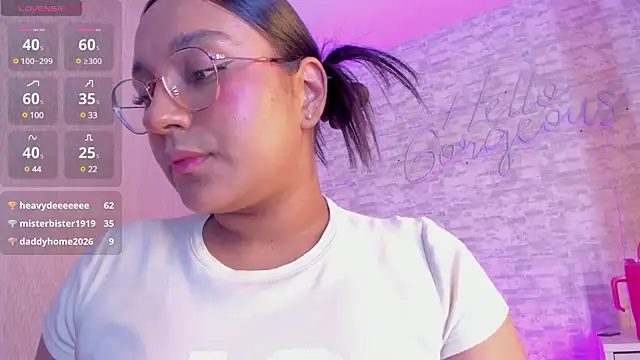 ellamontoya online show from February 24, 2025, 10:59 am