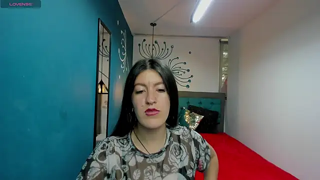 LiaCooper  online show from December 4, 2024, 6:17 pm