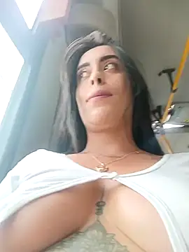 Freyja300 online show from February 5, 2025, 6:37 pm