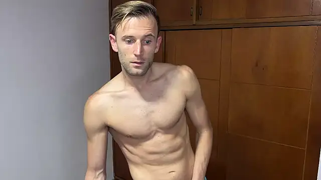 Snapshot of aquilesmade chatting on December 4, 2024, 1:03 am aquilesmade online show from December 4, 2024, 1:03 am