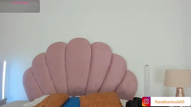 Nicole Paradise online show from June 12, 2026, 12:59 pm