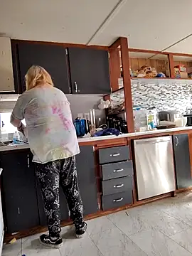 Trans Girl next door420 online show from March 3, 2025, 2:26 pm