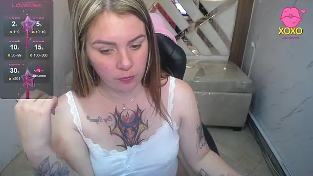 Paula b  online show from March 25, 2026, 12:44 pm