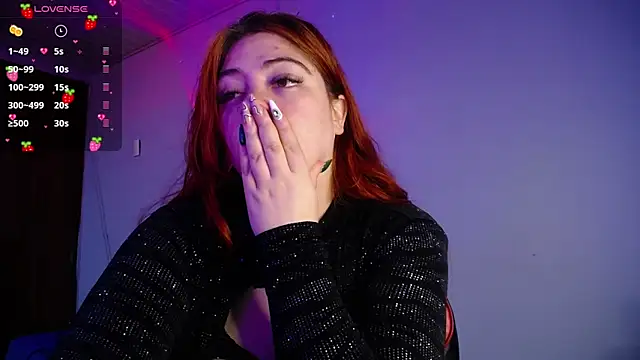 Snapshot of Layna_cold chatting on March 13, 2025, 12:46 pm Layna cold online show from March 13, 2025, 12:46 pm