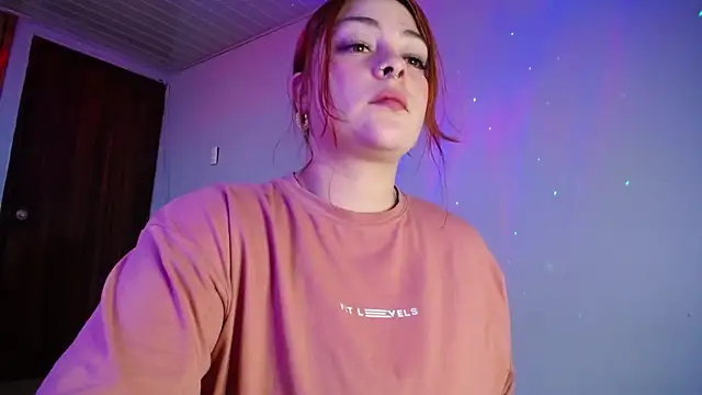 Snapshot of Layna_cold chatting on March 13, 2025, 9:59 pm Layna cold online show from March 13, 2025, 9:59 pm