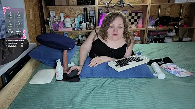 MiniNatalie online show from January 6, 2026, 4:54 pm