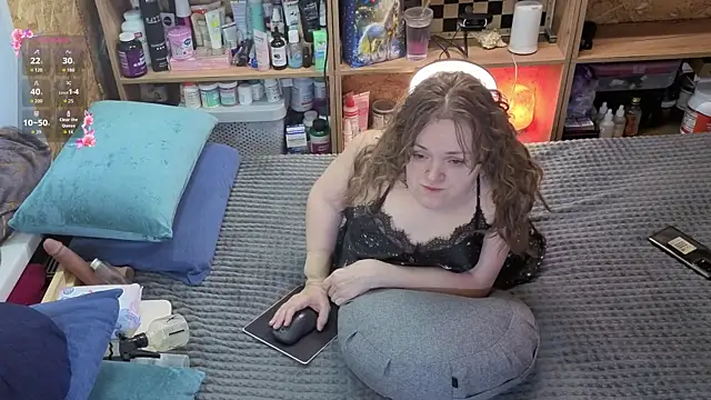 MiniNatalie online show from March 14, 2026, 8:09 am