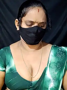 vintage-vibs online show from February 16, 2025, 9:48 pm