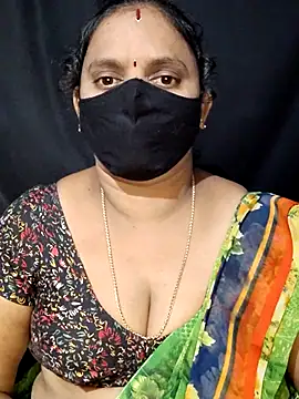 vintage-vibs online show from February 21, 2025, 5:53 pm