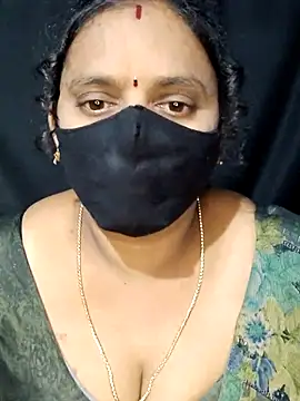 vintage-vibs online show from March 9, 2025, 6:00 pm