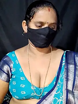 vintage-vibs online show from September 10, 2025, 5:46 pm