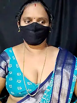 vintage-vibs online show from September 30, 2025, 4:50 am