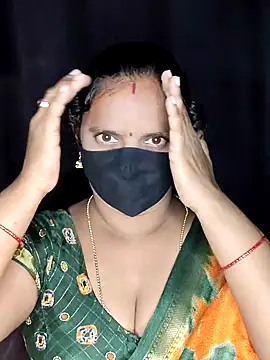 vintage-vibs online show from February 23, 2026, 5:54 pm