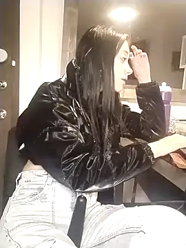 Isabella 21x online show from February 1, 2025, 12:26 pm