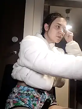 Isabella 21x online show from February 27, 2025, 11:20 am