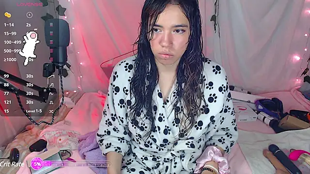 sophie north online show from February 6, 2025, 2:48 pm