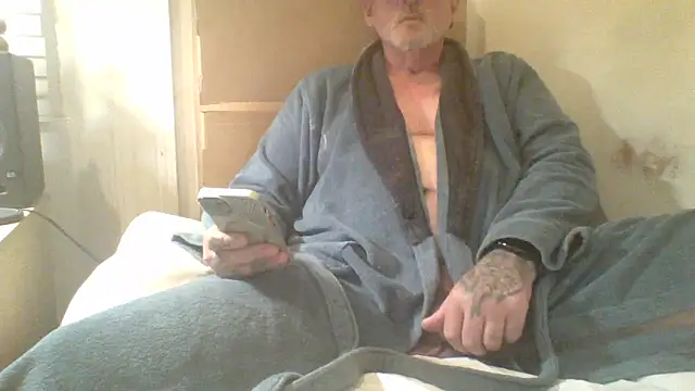 oldenglishguy online show from October 13, 2025, 7:58 pm