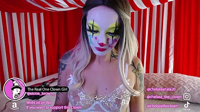 Snapshot of Eloise-brown chatting on June 4, 2026, 6:47 pm Eloise-brown online show from June 4, 2026, 6:47 pm