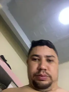 mayemarc online show from November 2, 2025, 11:40 pm