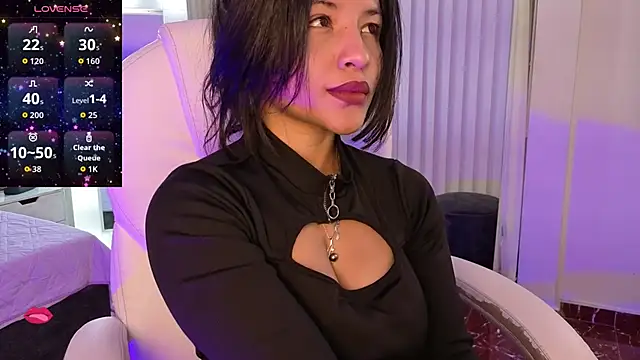 petite molly  online show from December 2, 2025, 12:54 pm