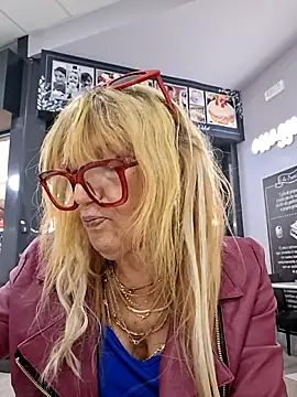 eva2023sexy online show from September 28, 2025, 1:05 pm