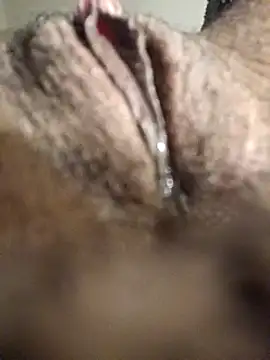 GlitterpuffPastry online show from December 5, 2024, 5:04 am