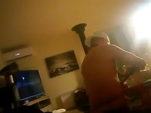 Vinyboy69 online show from November 19, 2025, 4:23 am